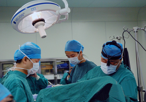 ��ͯ���Ĳ��Ⱦ��γ��B��