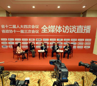 ƽSϲ܇̌sСr ϲһ   ƽʾS齭h򽛝^푪ٰlչ푪m³BչF