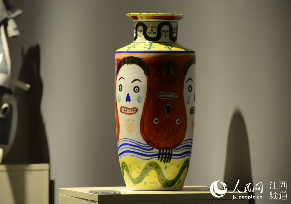 ����W�մ�ˇ�g�^��չ�����մ�ˇ�g��Ʒ