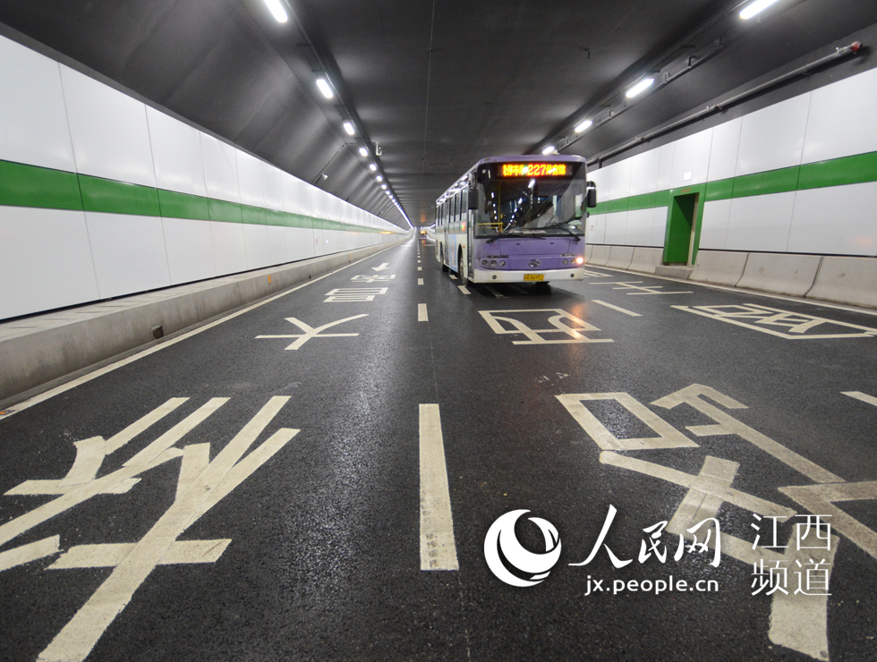 ���^42���µĽ��O�����Ƚ������������������������ϲ��t������7��7�ս���ͨ܇���r��/�z