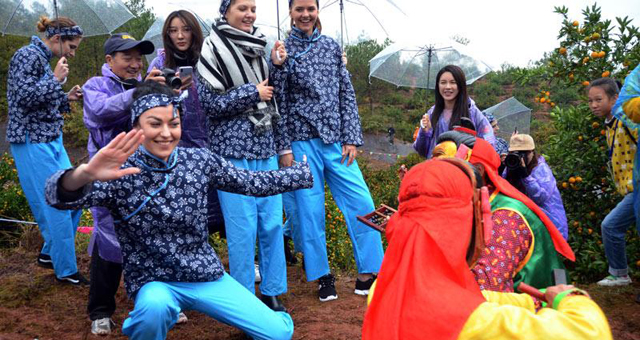 �W����ժ���� 30������ģ�ؽ������S���و@�桰�ˡ�������W���S11��13��늣��r�꣩12�����������S�h܇�ۺ��u�е����و@�������茹��͚gЦ��30������ģ�؁������و@��W�����S��������ժ�������ھGɫ�����Sɫ���������و@����ģ�؂��桰�ˡ�������Ԕ����