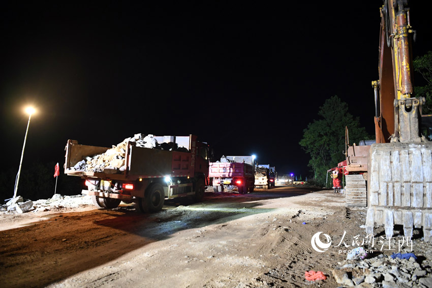 13賿r۶ꖿh׵Q̎MзʩW r/z