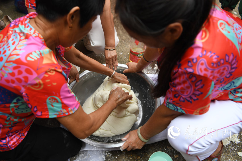 �󋌂���������F������W �r��/�z��