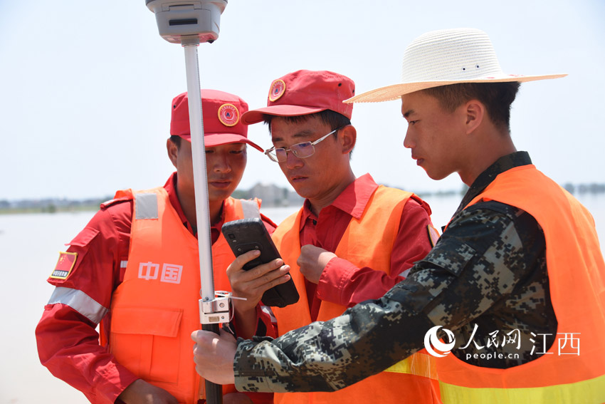 �����ˆT���ڱO�yˮ������r����ӭ�A/�z��