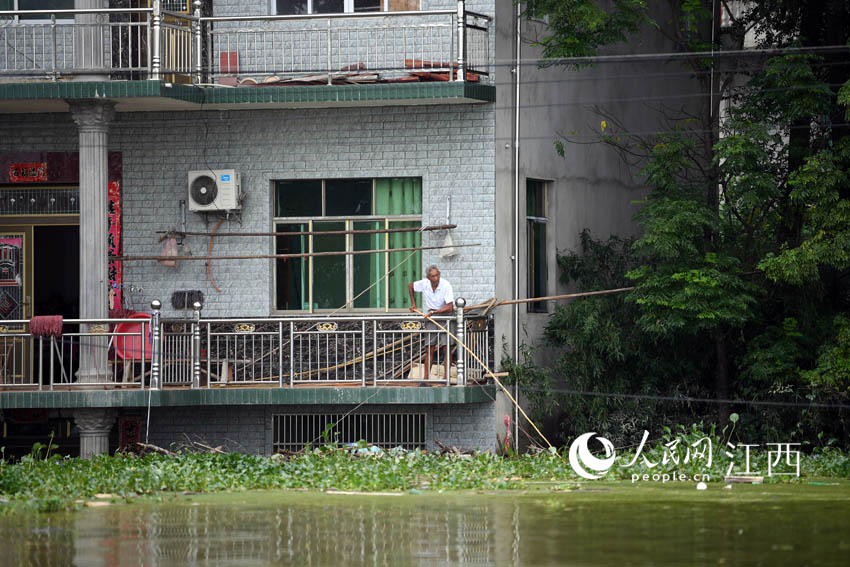 ͬ�d����һλ���ؼ��е������������ԇ�D������ˮ�е�������������W �r��/�z��