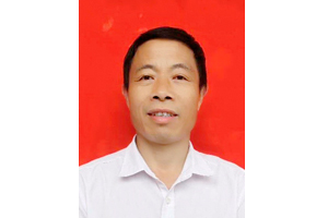 _LʯfdhߴСWУLʮTУLֻ顰һ١        	cСסǰMĲ·áT־񡱿˷HԼ^ڽ̌Wһ߀ӆTWһλ̎ēwF˟o˽IĎ