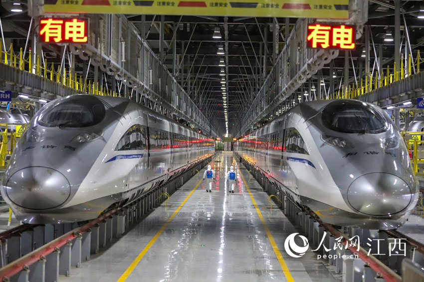 ˆTڌ܇MMзФ  z