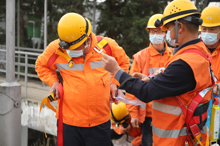 ���I�ˆT���ڴ����ð�ȫ������Ф혽� �z��