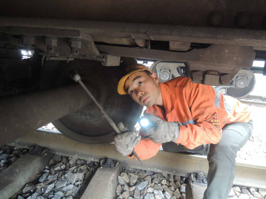 �z܇�T�ڌ�܇�^�^β���M�м��g�z�����������S �z��