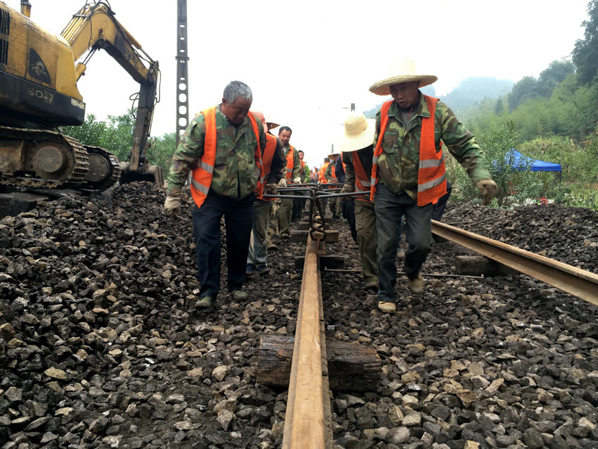 �D�Ƹ��Q�µ��܉����ճТ�� �z��