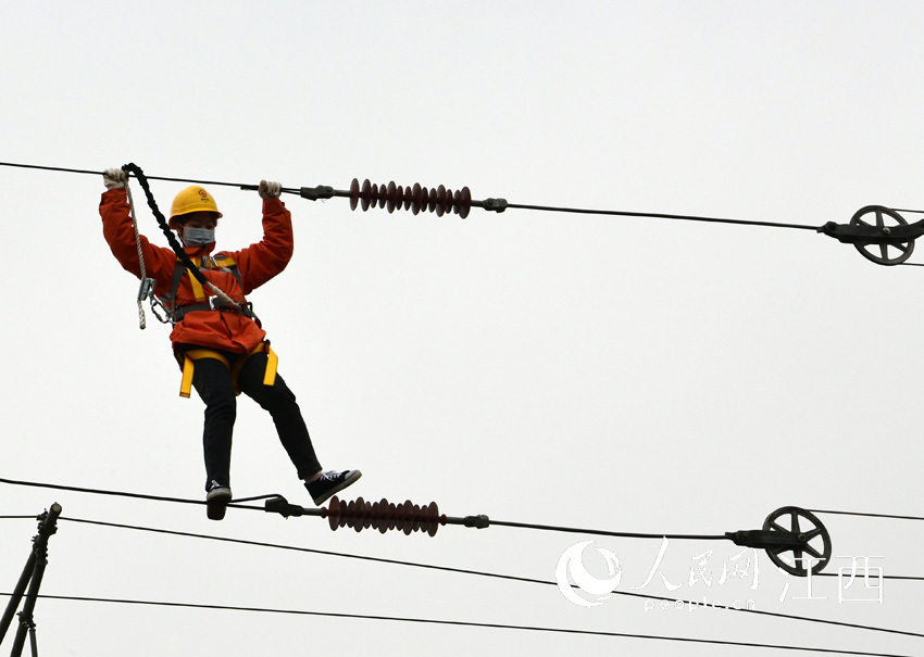 Ů���|�W�������M�и߿����I�������� �z��