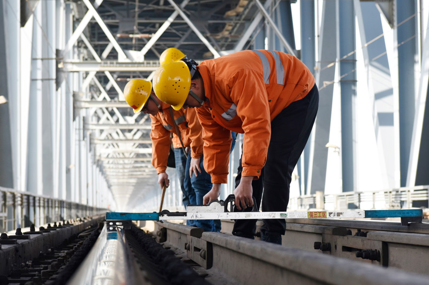 3���������z���܉���{��Ҏ����ˮƽ׃����r�������� �z��