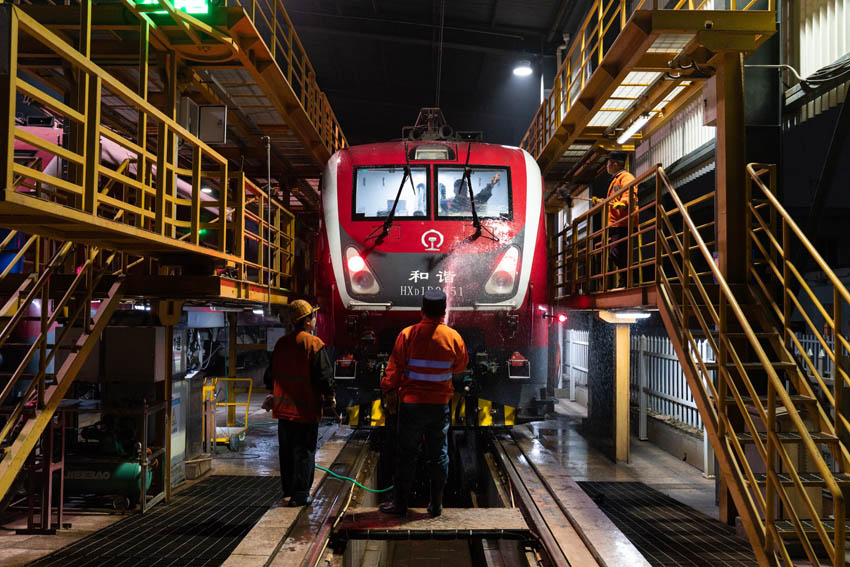 ܇�Q��������C܇�M�Р�B�z������^�������_���Ͼ��C܇��B�������w�� �z