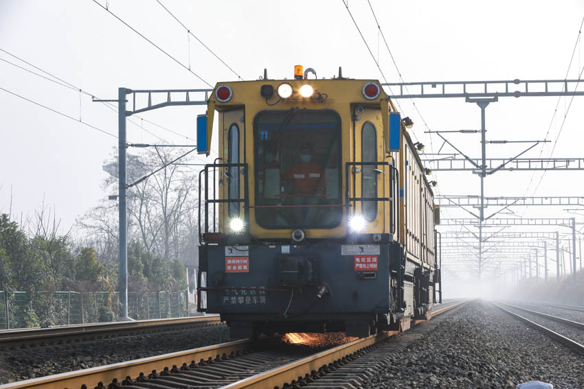 ������ĥ܇���F·�����M�е�����ĥ���I���ε� �z