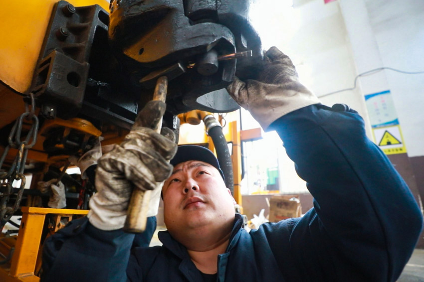 ���ڌ������B·�Cе܇�^�M�оS�����ε� �z