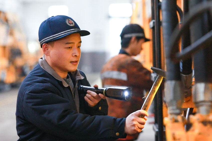 ����Ѳ��܇�v�S����r���ε� �z