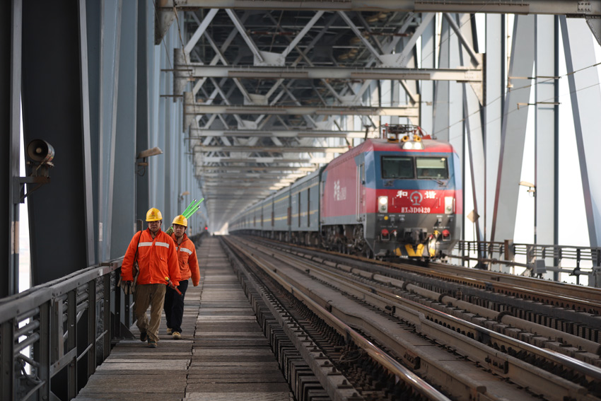 2021��2��22�����ϲ���늶��������½ӵط⾀�����г��x���I�F������ʷ���� �z��