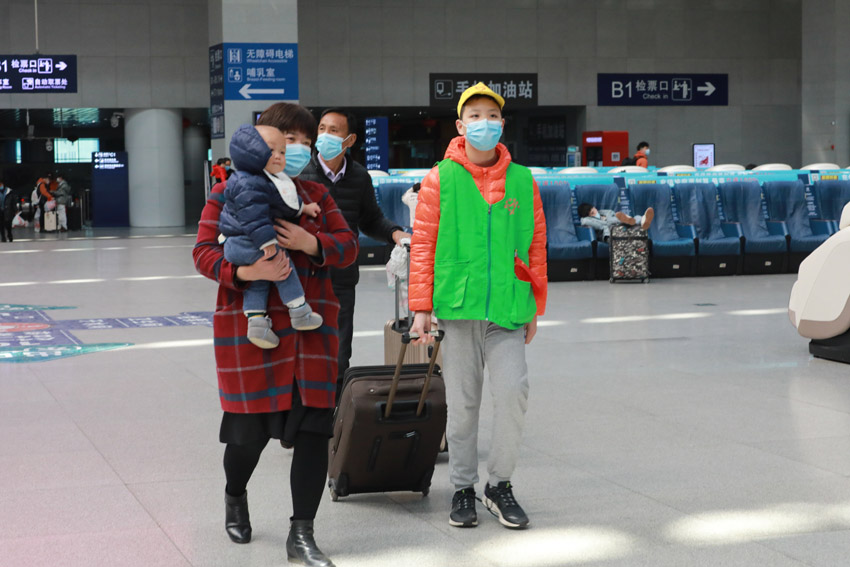 ־Ը�����ϲ�վ���ÿͷ��������� �z