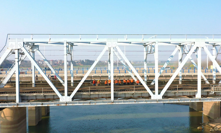 ���޳��H·���B�޹��^��������ɽ�¶ɴ�������I�����ģ��������d �z