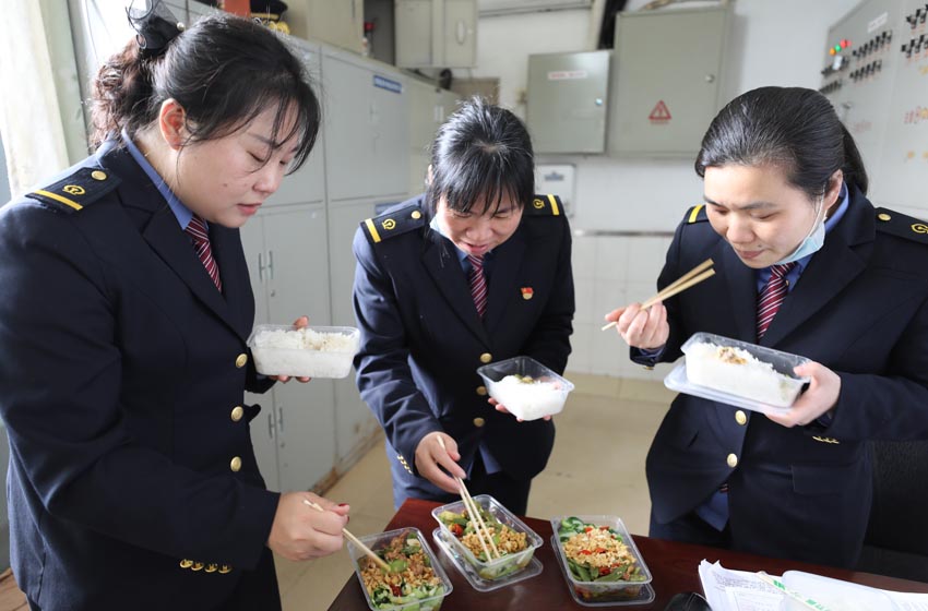 ���ڍ�λ�ϾͲ� ��ꐴ��� �z