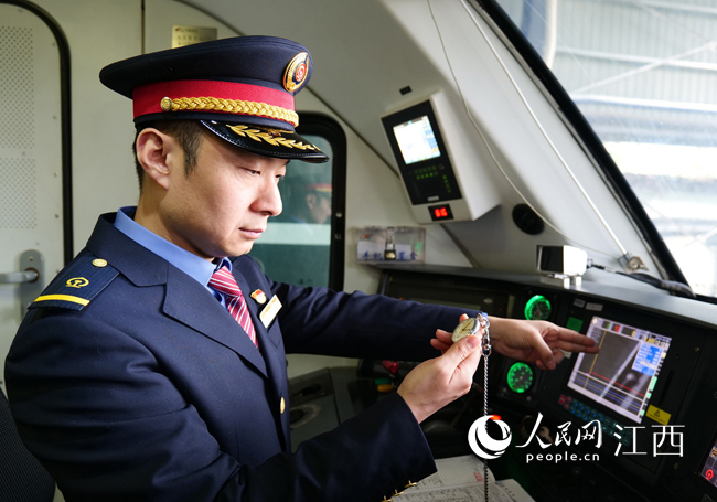 {҃ǧ_Jѱrg@ʾǷ_| z