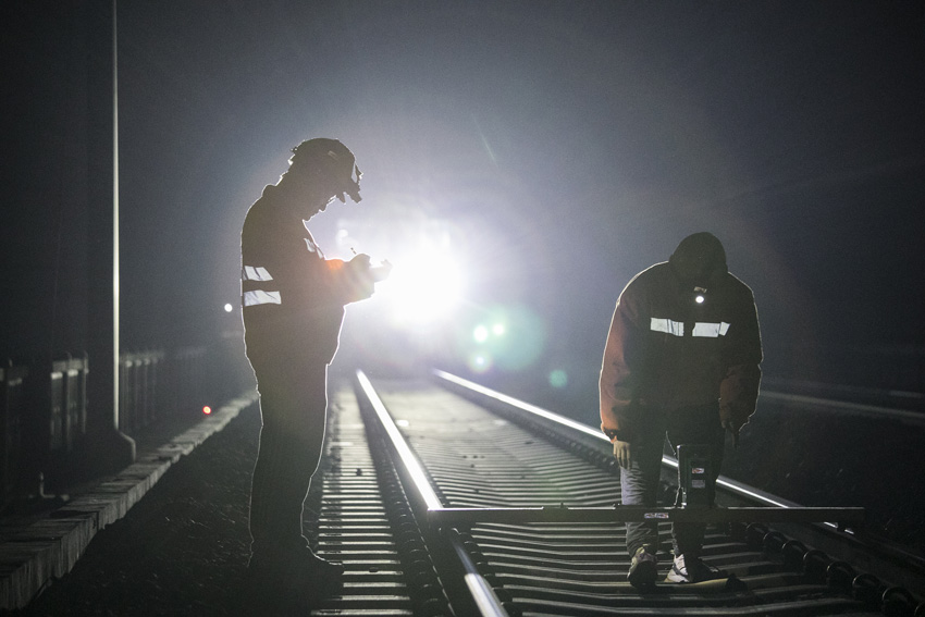 |WˆTʹüyԇxyУ򞌧c܉߶ z