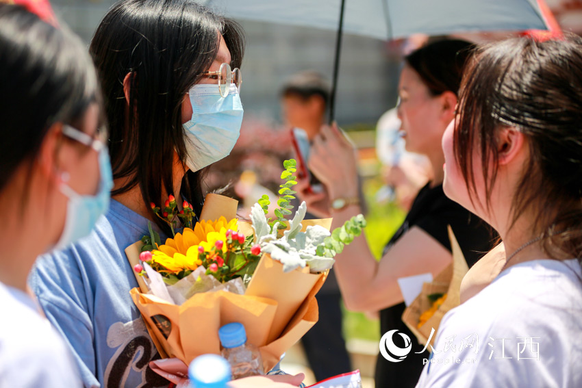 ԇYһλС酢Ӹ߿ĽIrAף߿ɿ z