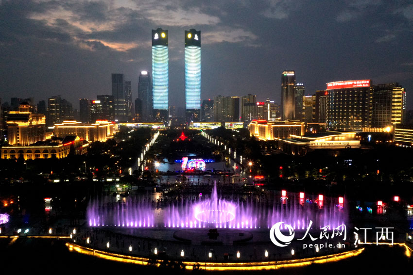 28ϲMɰĿ顶׷⡷ğ΢ӰW rz