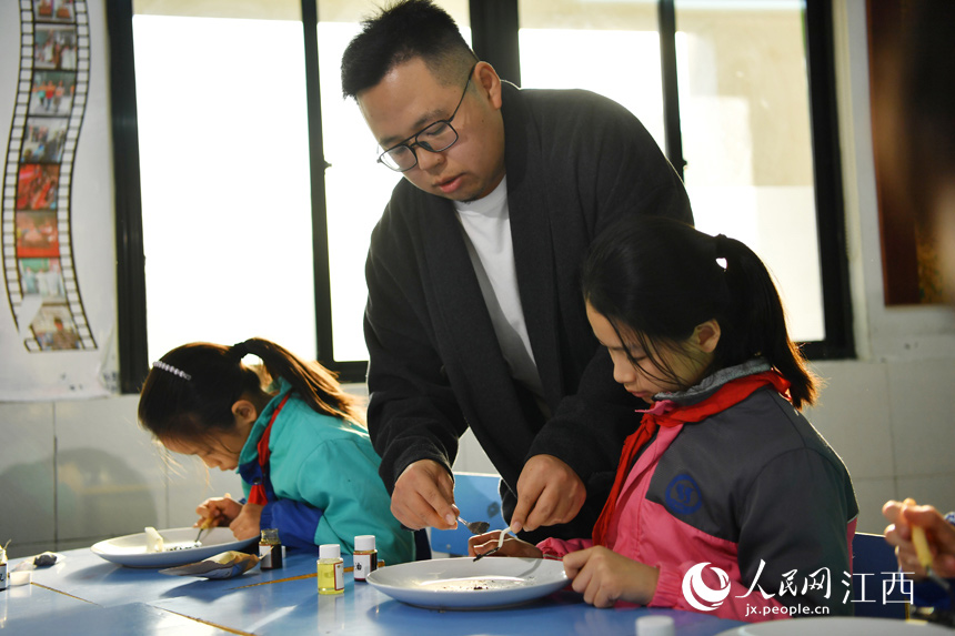 ϲɰ宋Iώڽ̌W W rz