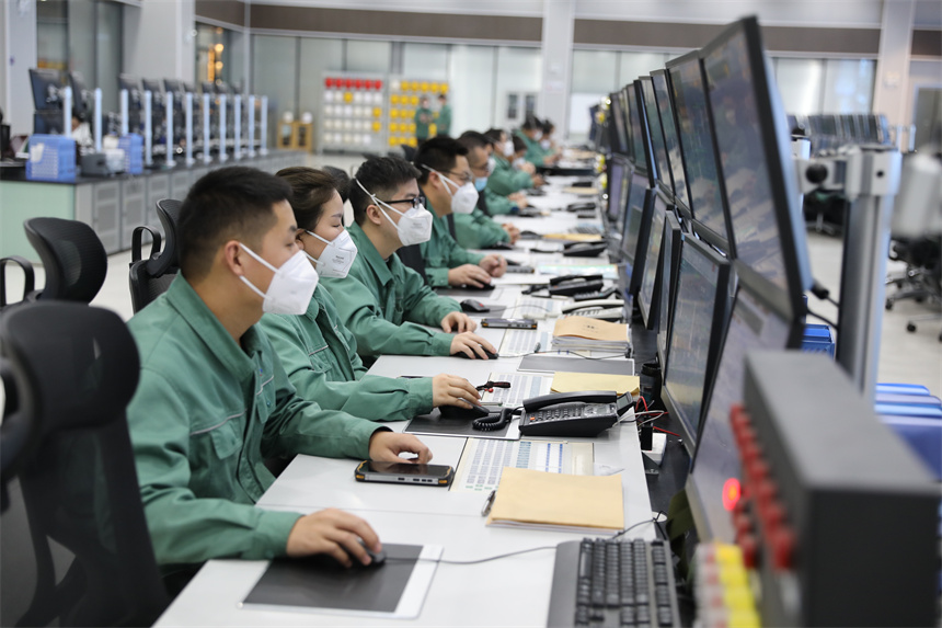 企業積極抓生產、保訂單。袁昕攝