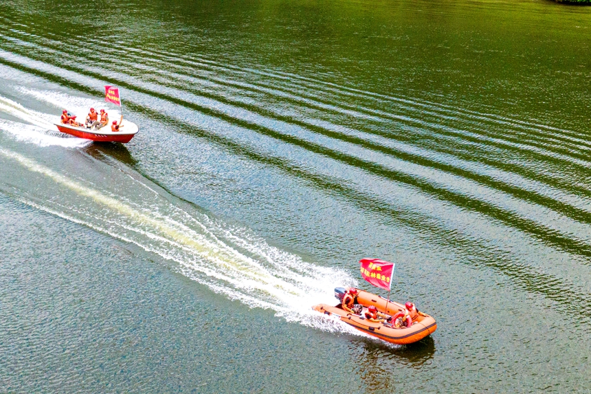 防汛搶險應急演練活動現場。詹繼成攝