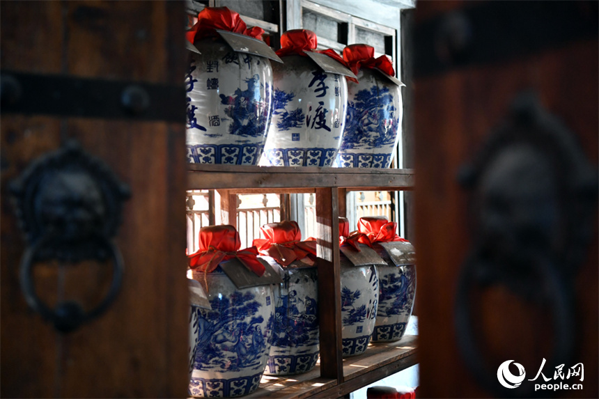 李渡元代燒酒作坊遺址內的老酒庫。 人民網記者 時雨攝