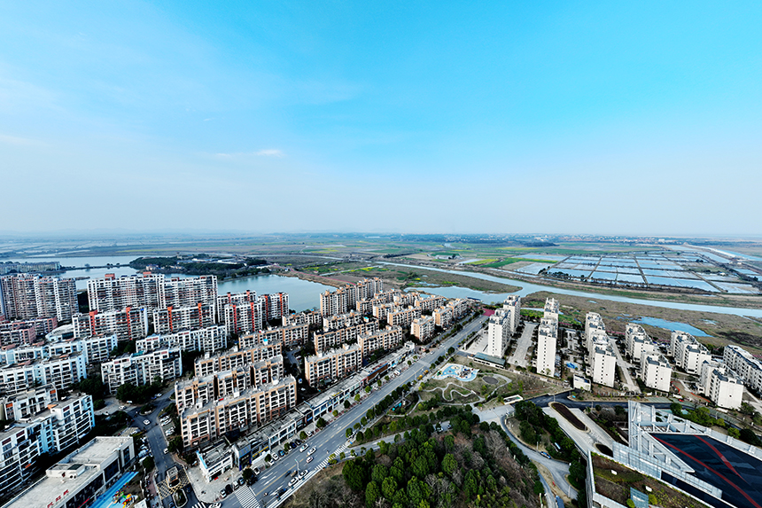 航拍共青城市城區一角。潘成攝