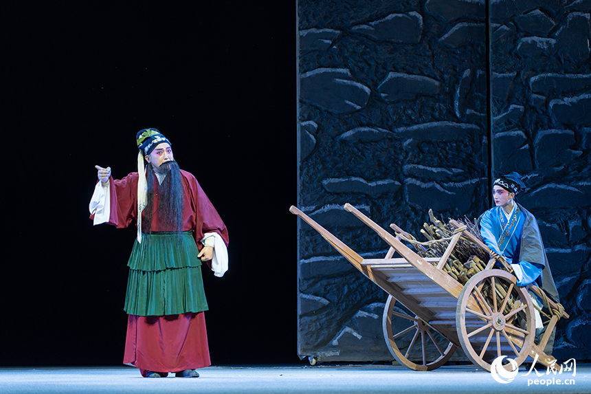 推優展演劇目《蘆花絮》展演現場。人民網 龍楚良攝