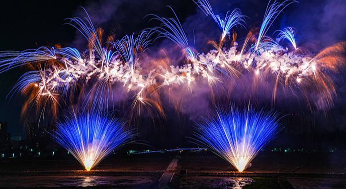 江西上栗：百款花炮新品發布