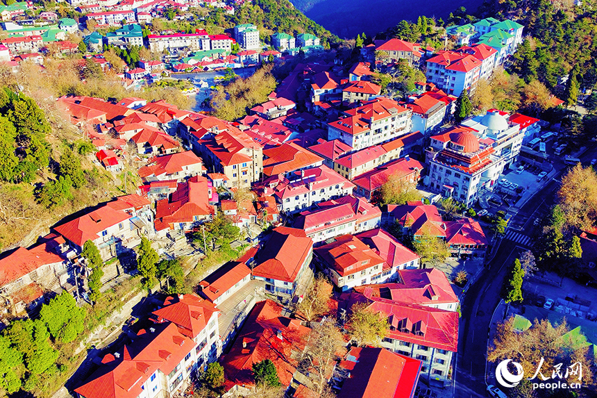 初冬的廬山，色彩斑斕，令人心馳神往。人民網記者 邱燁攝